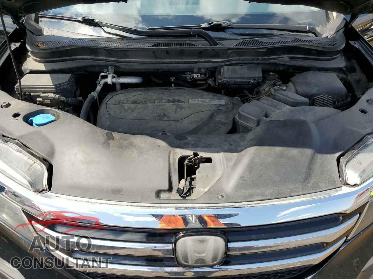 HONDA PILOT 2017 - 5FNYF6H98HB002437