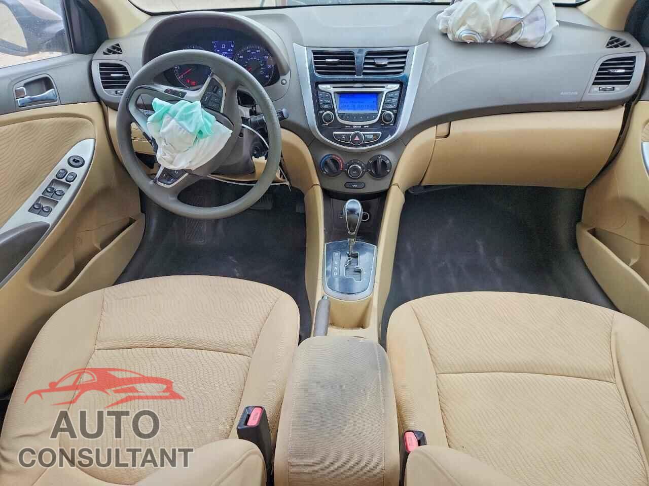 HYUNDAI ACCENT 2013 - KMHCU4AE4DU277652