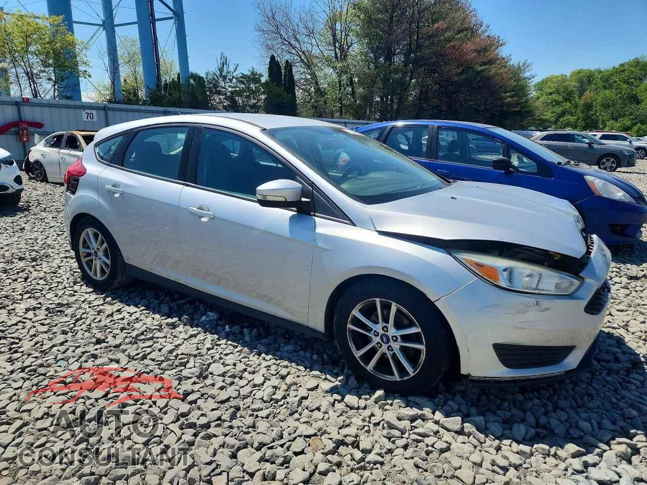 FORD FOCUS 2016 - 1FADP3K23GL282954