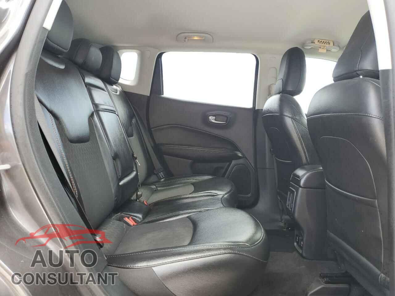 JEEP COMPASS 2019 - 3C4NJDBB2KT704117