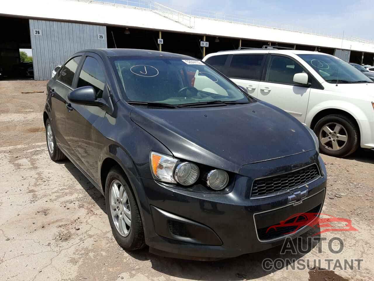 CHEVROLET SONIC 2016 - 1G1JC5SH2G4106277