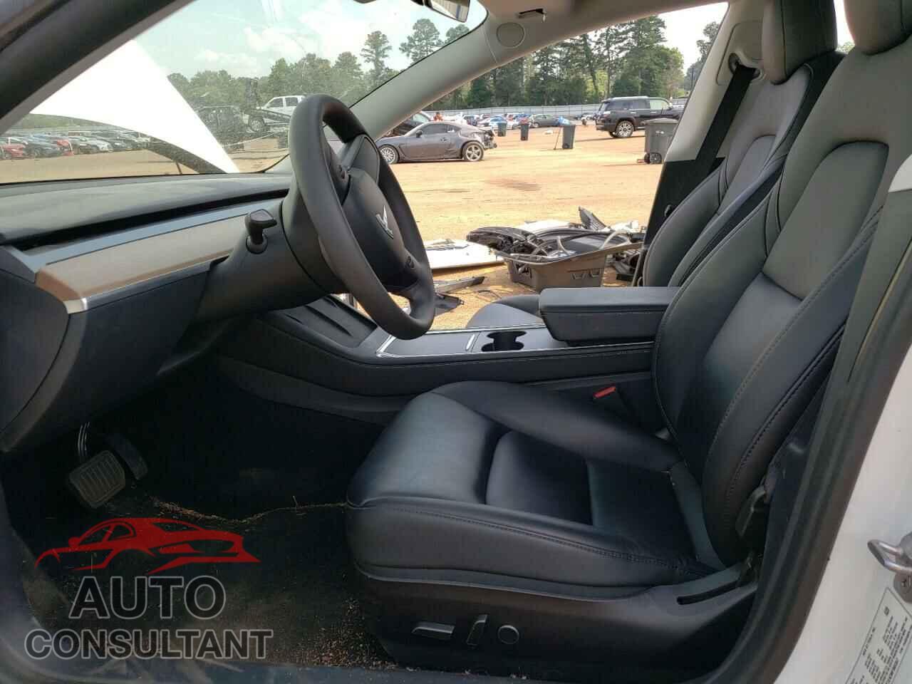 TESLA MODEL 3 2021 - 5YJ3E1EA2MF965357