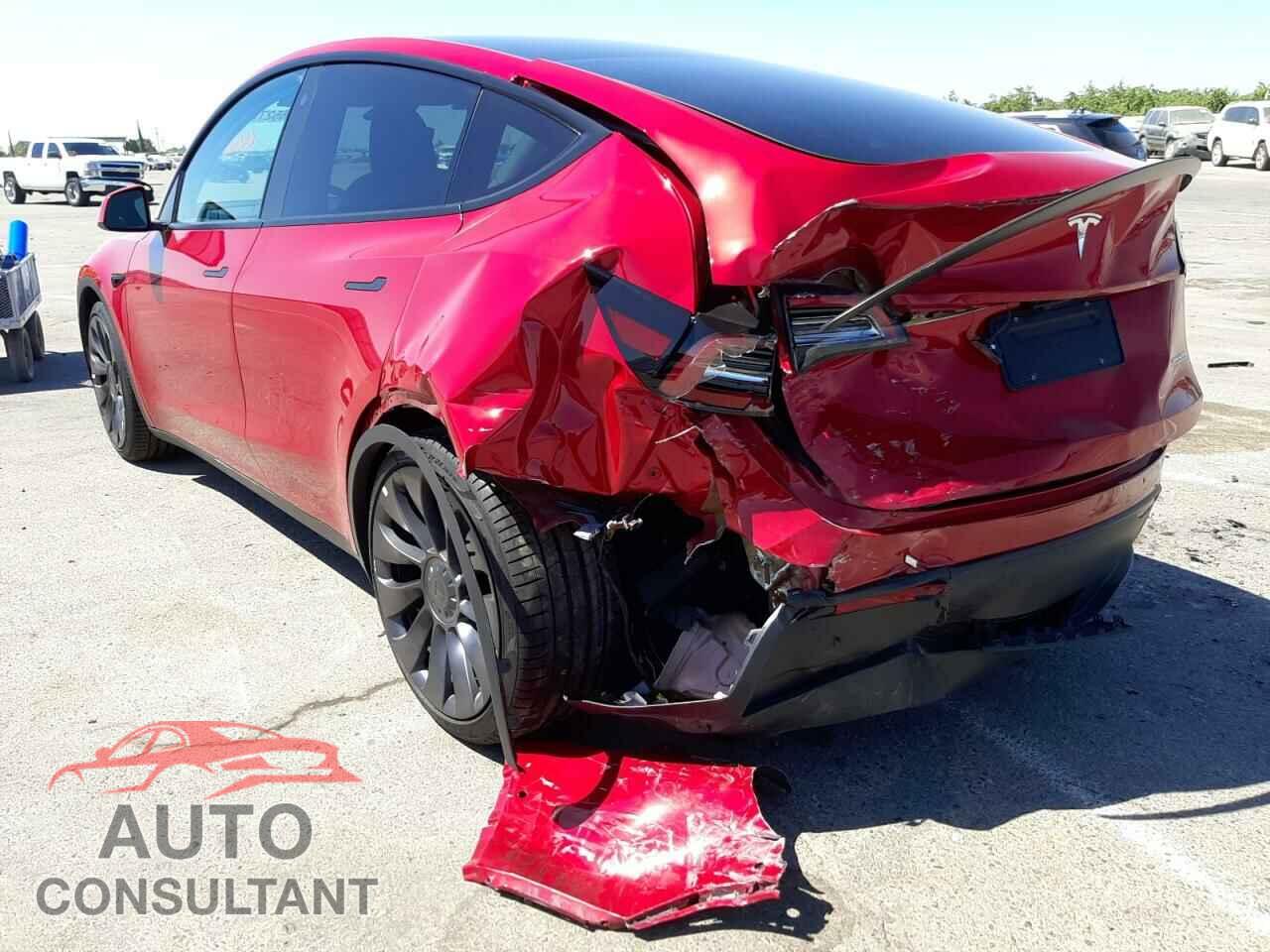 TESLA MODEL Y 2021 - 5YJYGDEF3MF211932
