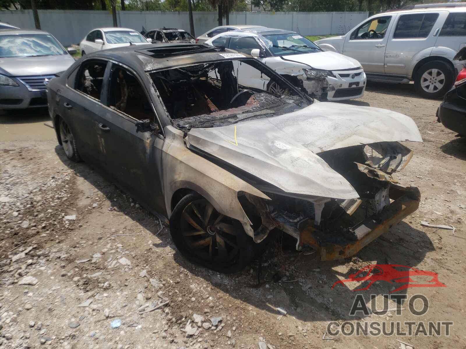 VOLKSWAGEN PASSAT 2018 - 1VWBA7A38JC021781