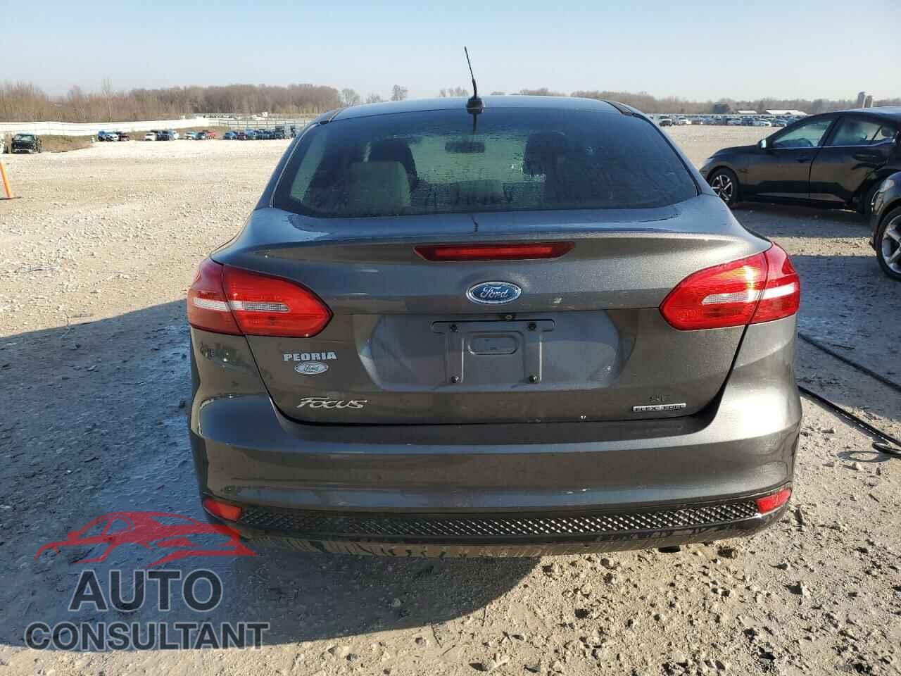 FORD FOCUS 2015 - 1FADP3F24FL375412