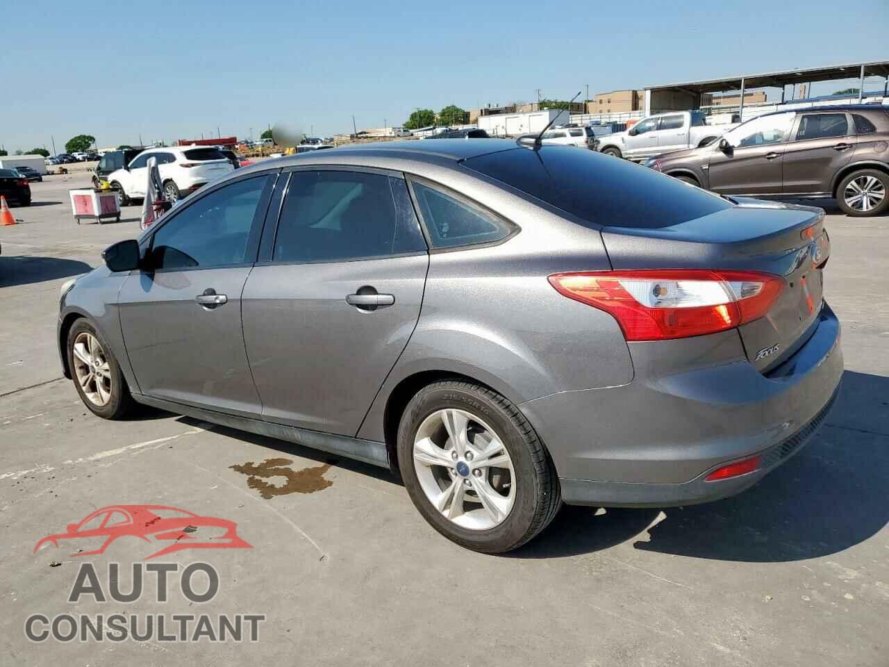 FORD FOCUS 2014 - 1FADP3F24EL332557