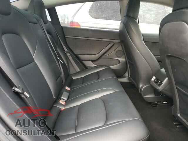 TESLA MODEL 3 2022 - 5YJ3E1EA2NF354276