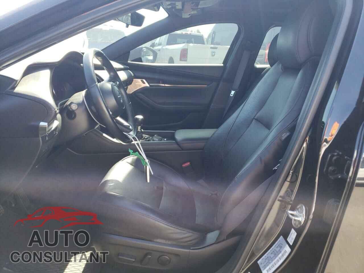 MAZDA 3 2021 - JM1BPAML6M1327680