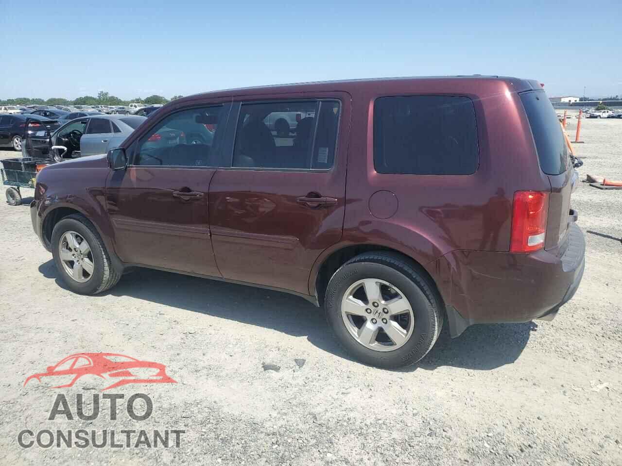 HONDA PILOT 2011 - 5FNYF3H52BB030298