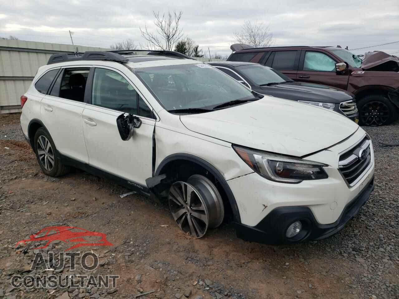 SUBARU OUTBACK 2018 - 4S4BSANC4J3359083