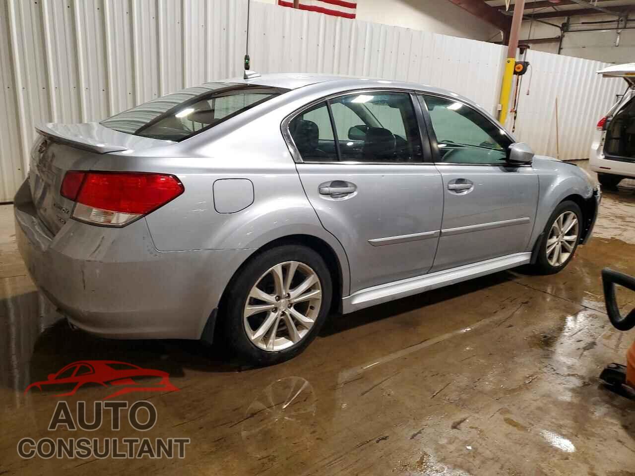 SUBARU LEGACY 2013 - 4S3BMDP62D2041044