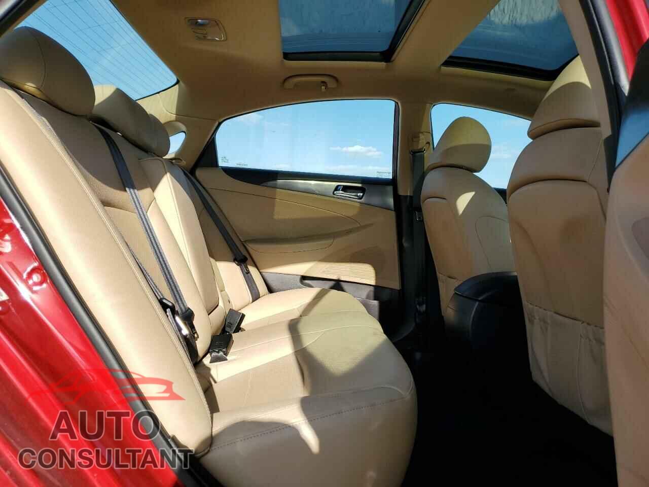 HYUNDAI SONATA 2015 - KMHEC4A49FA136471