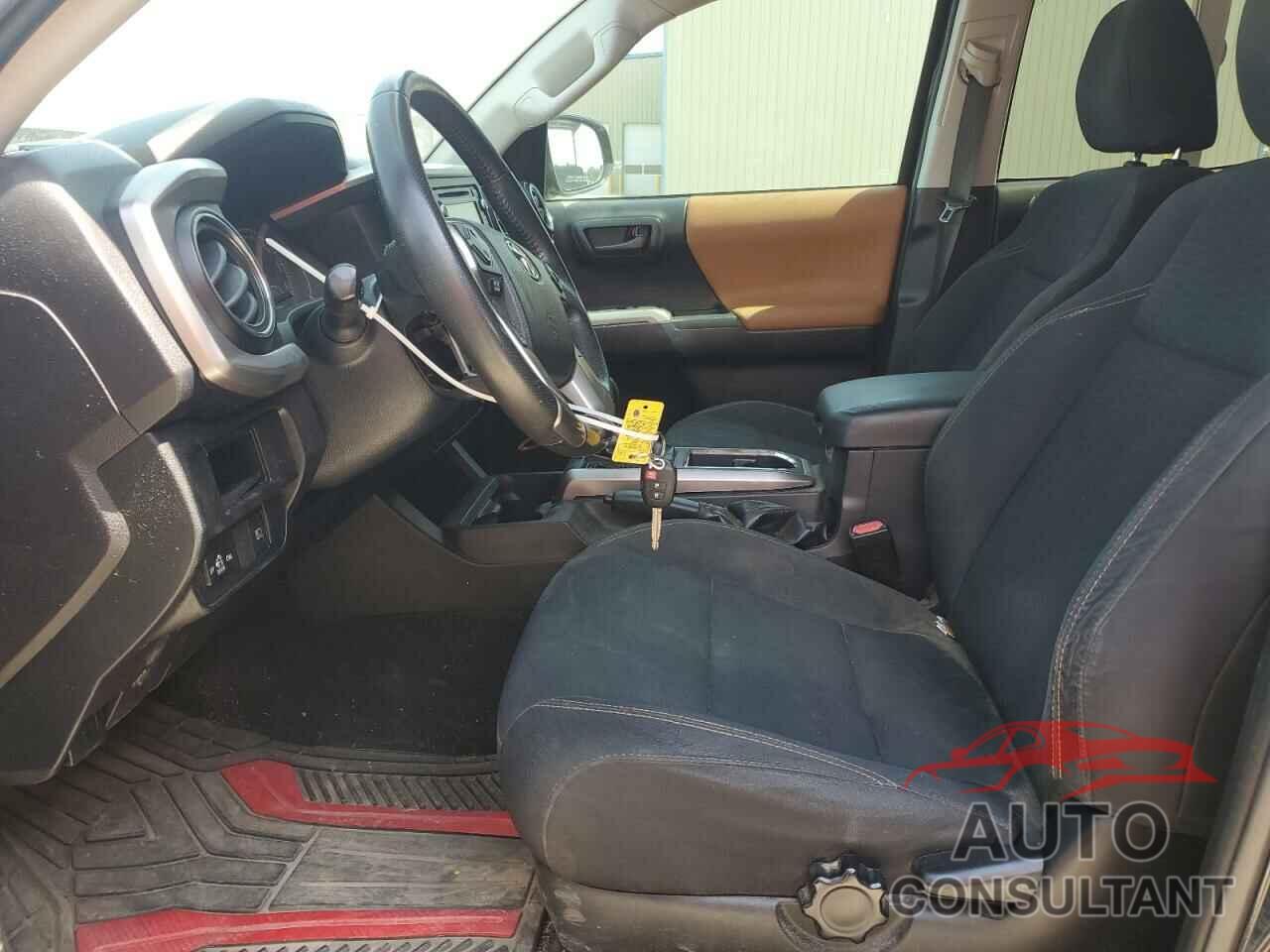 TOYOTA TACOMA 2019 - 5TFAX5GN0KX135830