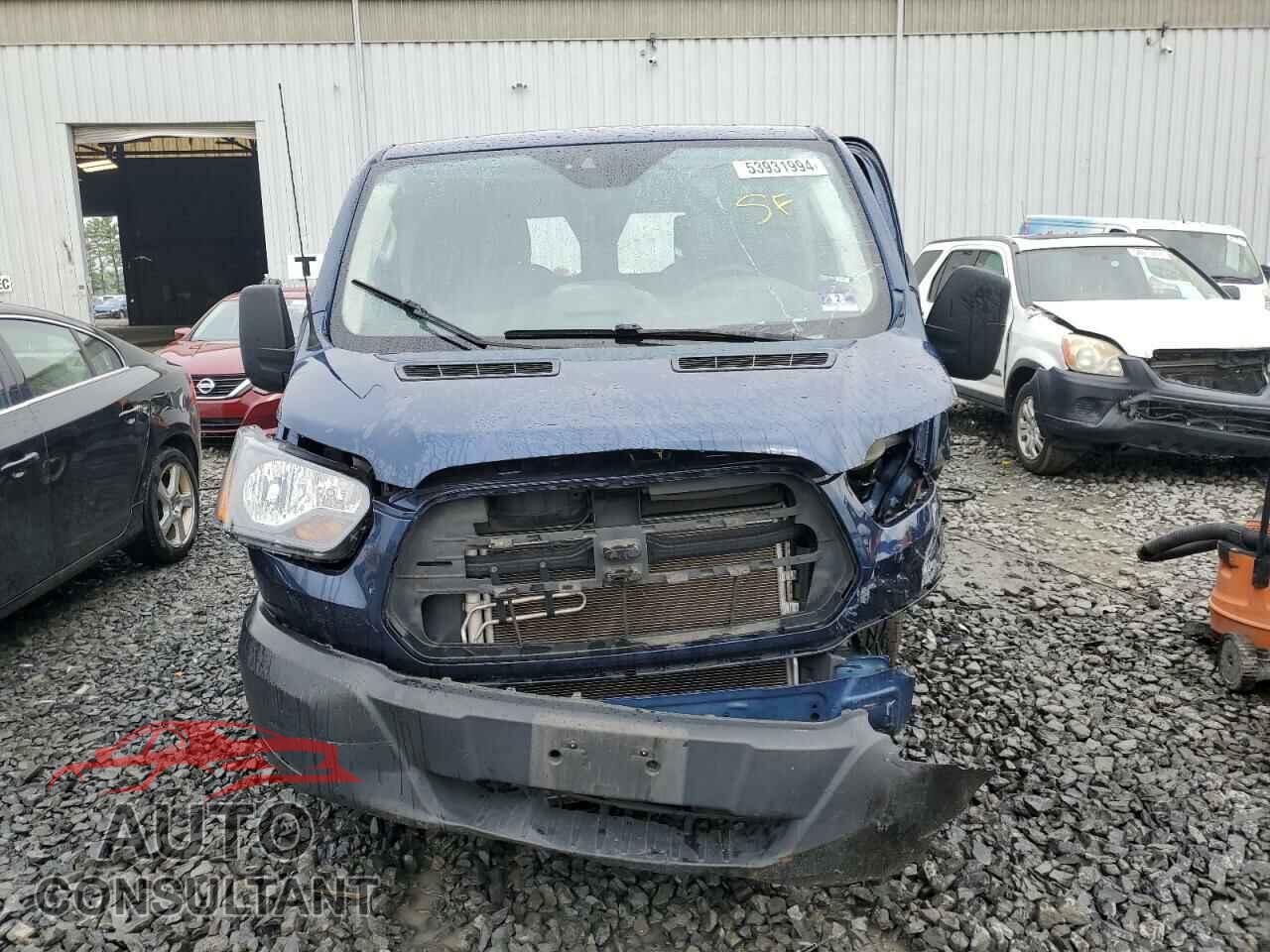 FORD TRANSIT 2019 - 1FTYR2ZM8KKB70009