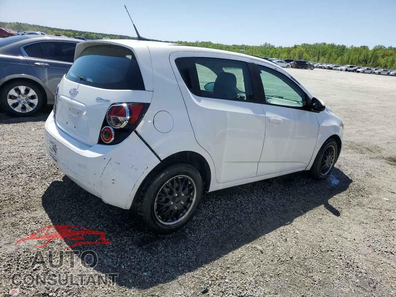 CHEVROLET SONIC 2013 - 1G1JA6SH7D4120201