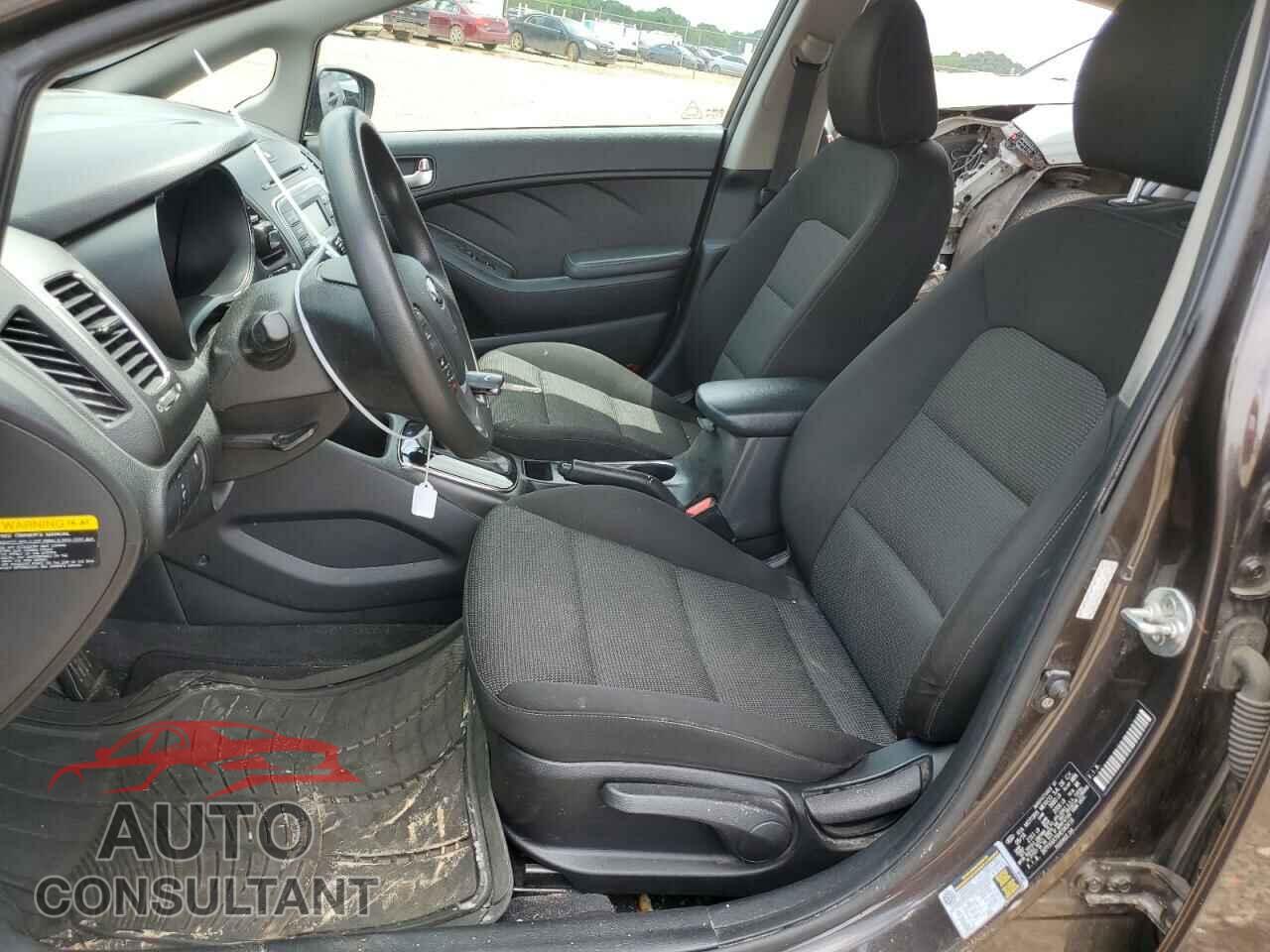 KIA FORTE 2017 - 3KPFK4A76HE040416