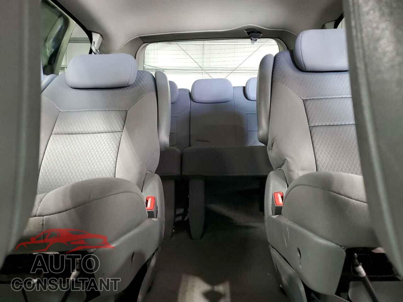 DODGE CARAVAN 2010 - 2D4RN4DE1AR443452