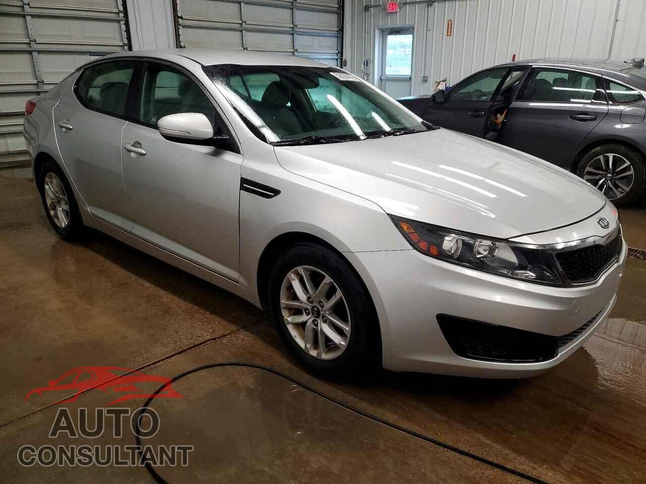 KIA OPTIMA 2011 - KNAGM4A73B5057978