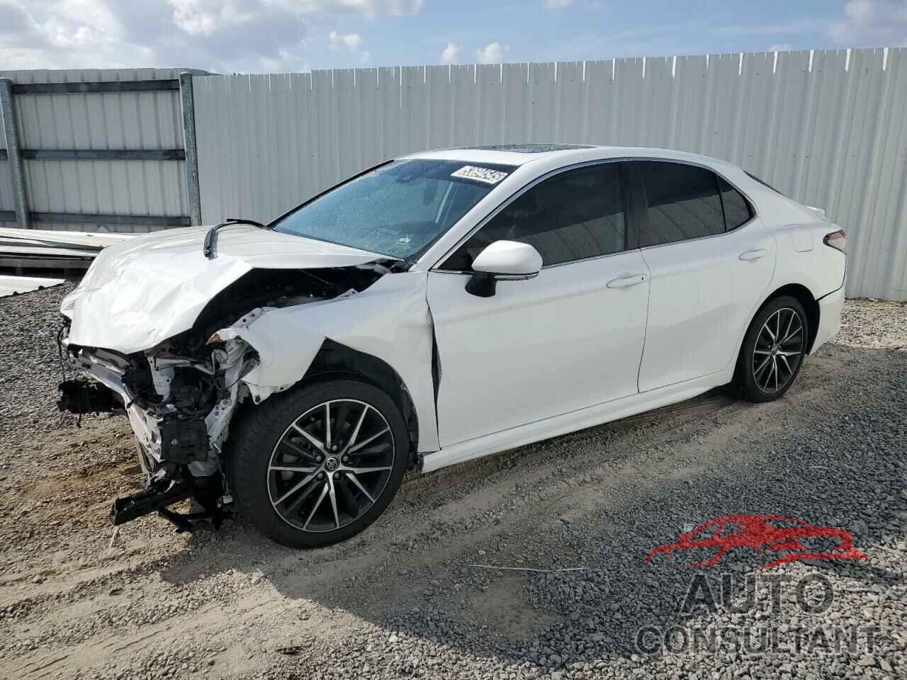 TOYOTA CAMRY 2021 - 4T1G11AK6MU537824
