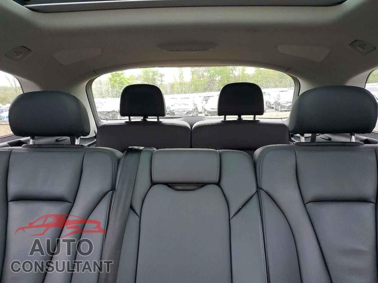 AUDI Q7 2023 - WA1LXBF74PD007667
