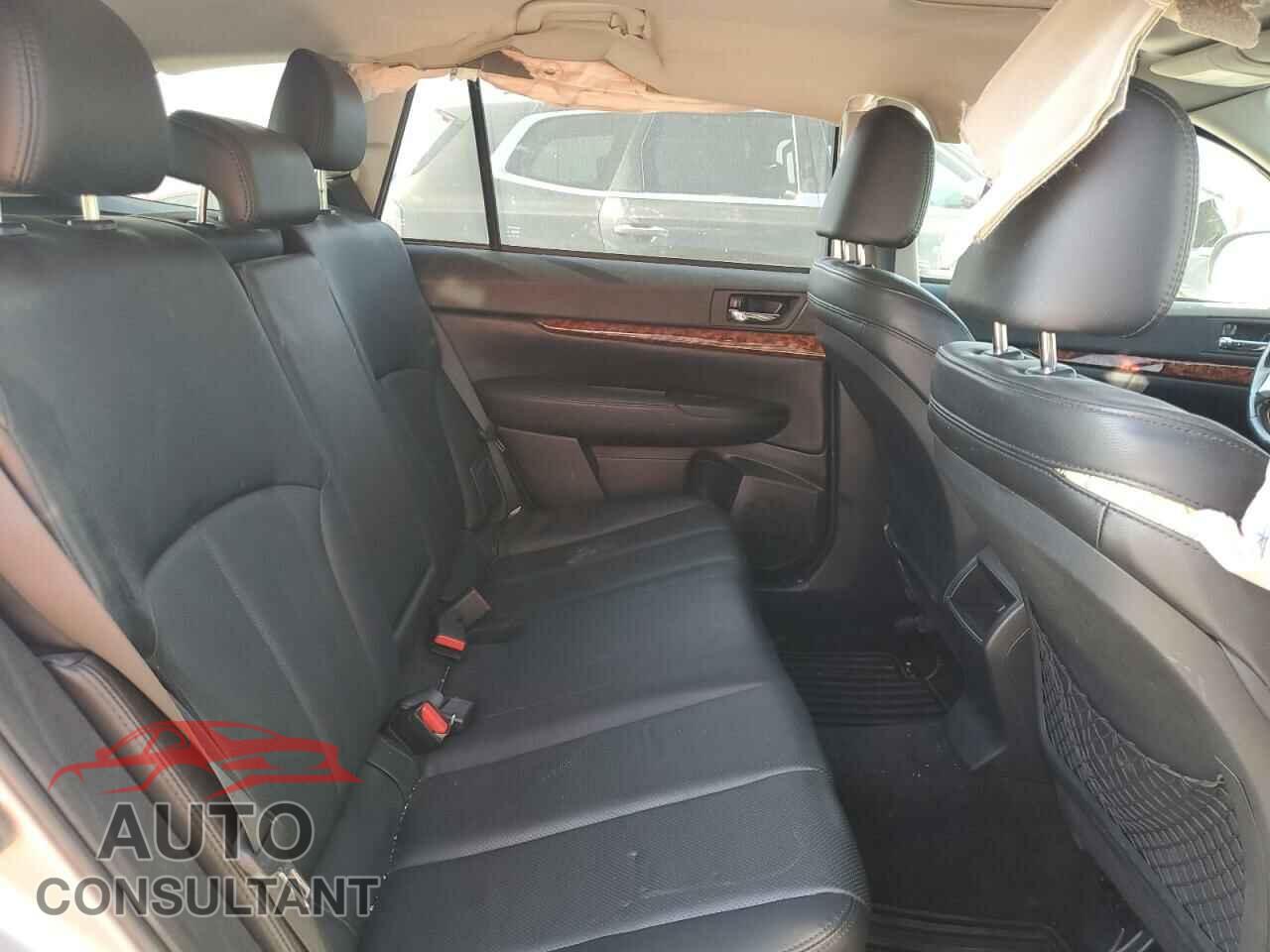 SUBARU OUTBACK 2011 - 4S4BRBKC2B3349109
