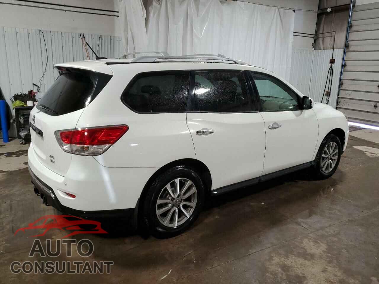 NISSAN PATHFINDER 2013 - 5N1AR2MM0DC616137