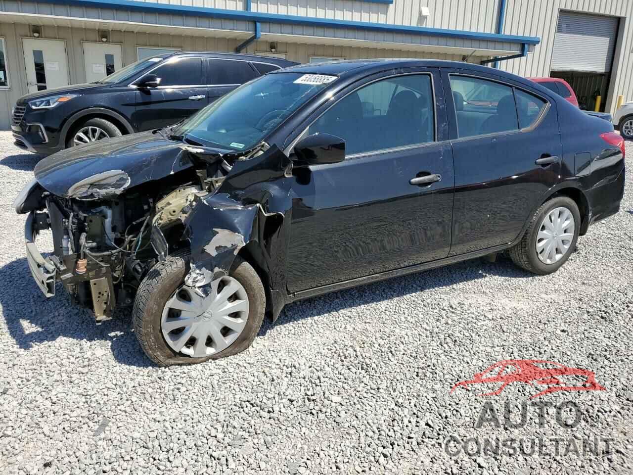 NISSAN VERSA 2019 - 3N1CN7APXKL827483