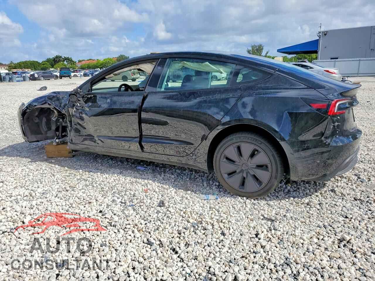 TESLA MODEL 3 2026 - 5YJ3E1EA7TF167452