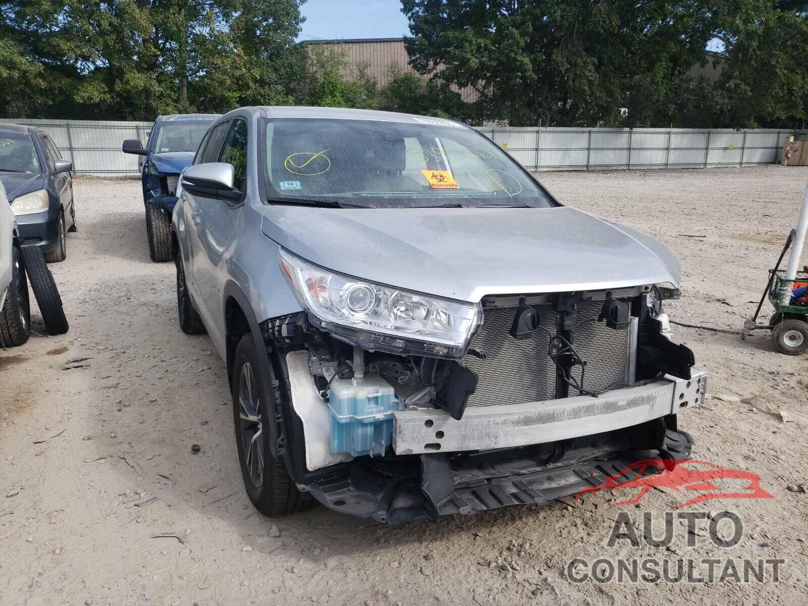 TOYOTA HIGHLANDER 2018 - 5TDBZRFH1JS811269