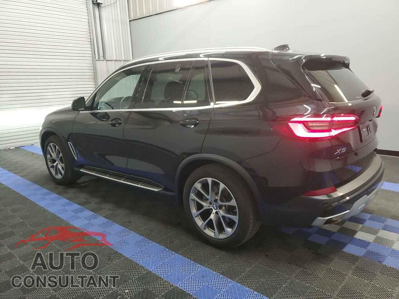 BMW X5 2023 - 5UXCR6C02P9N44960