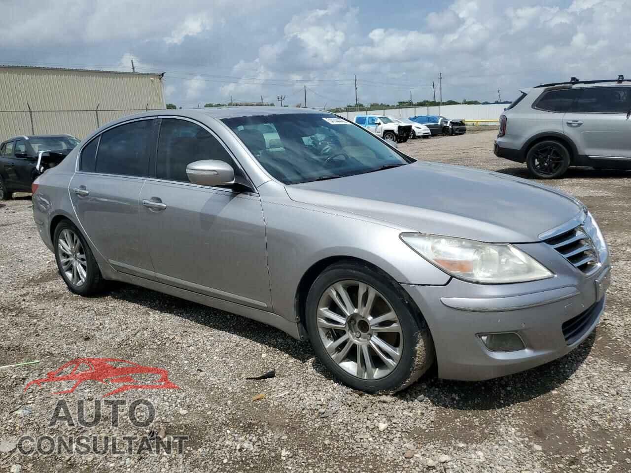 HYUNDAI GENESIS 2011 - KMHGC4DF1BU119646