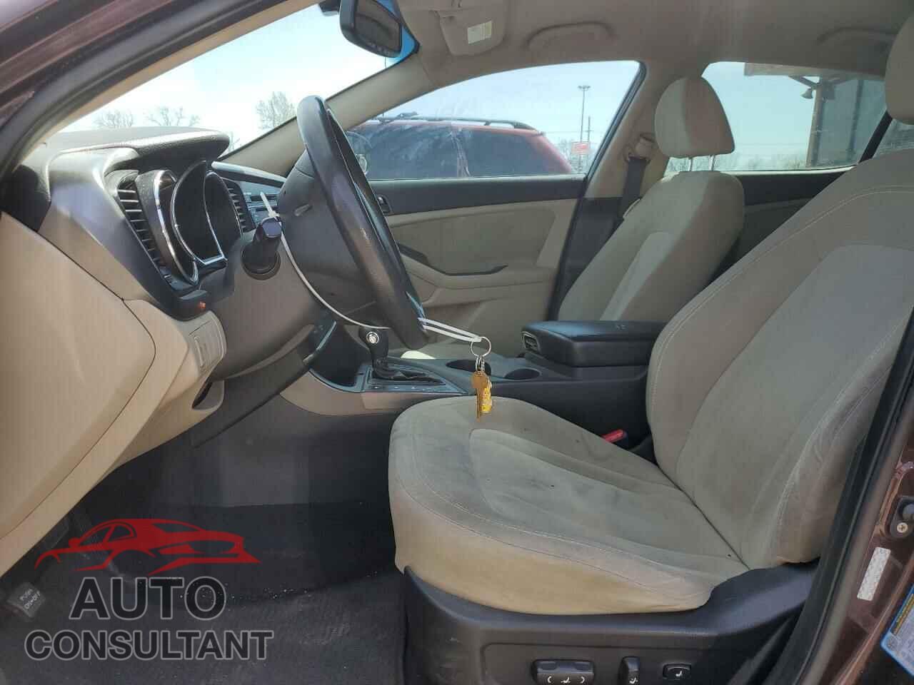 KIA OPTIMA 2011 - KNAGM4A72B5071452