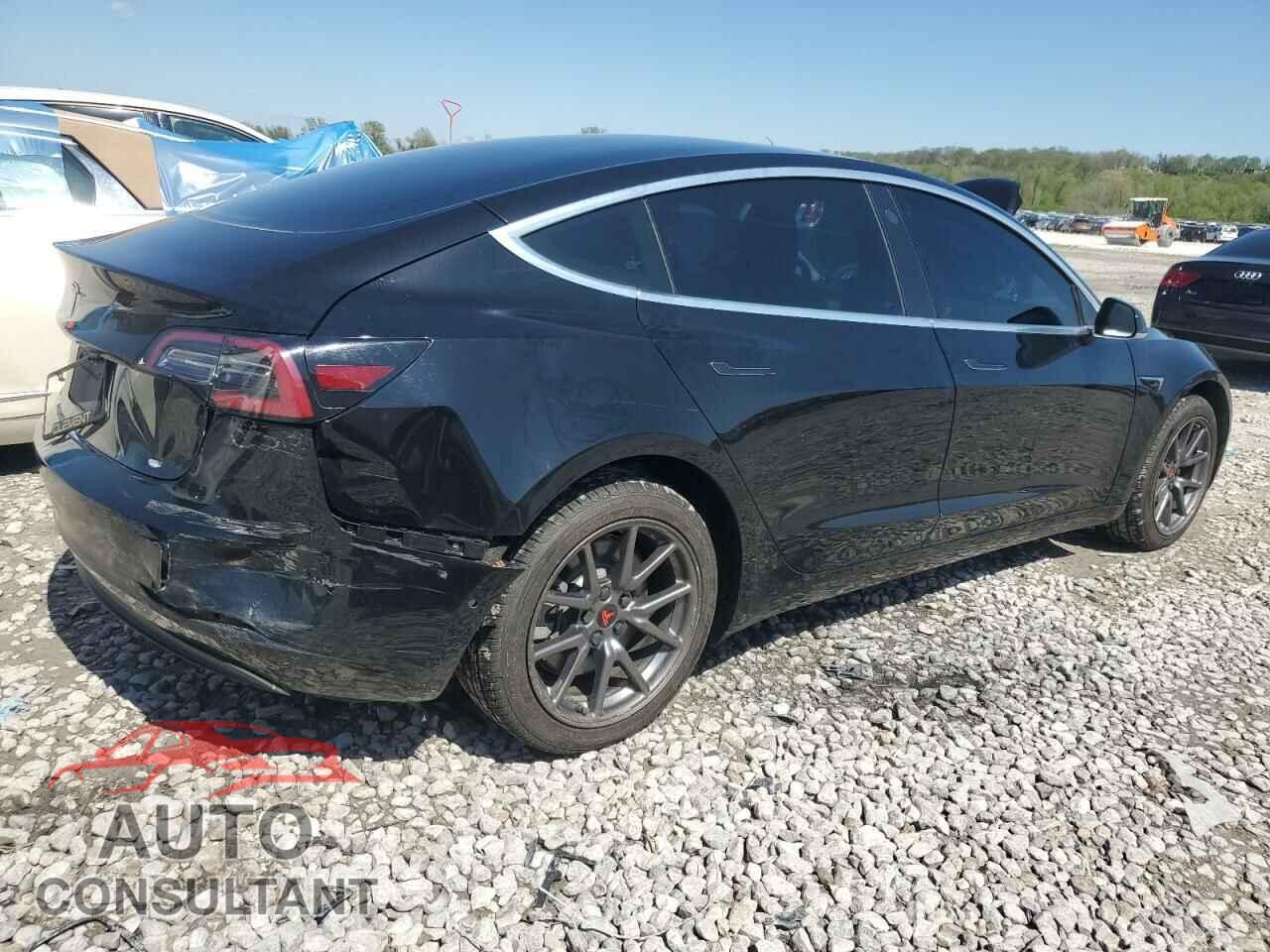 TESLA MODEL 3 2019 - 5YJ3E1EA2KF361871