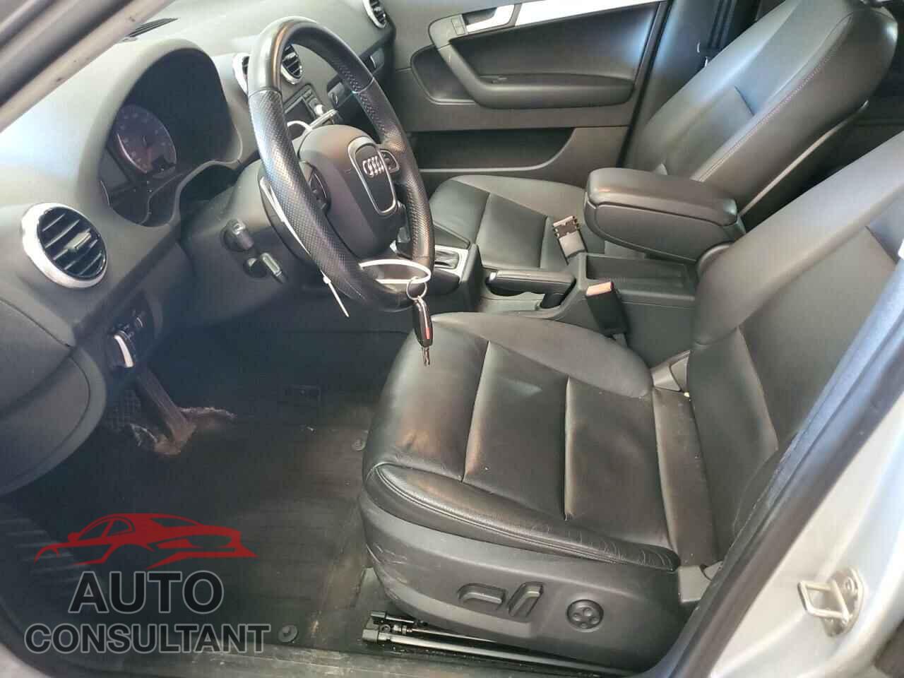 AUDI A3 2013 - WAUKJAFM4DA003650