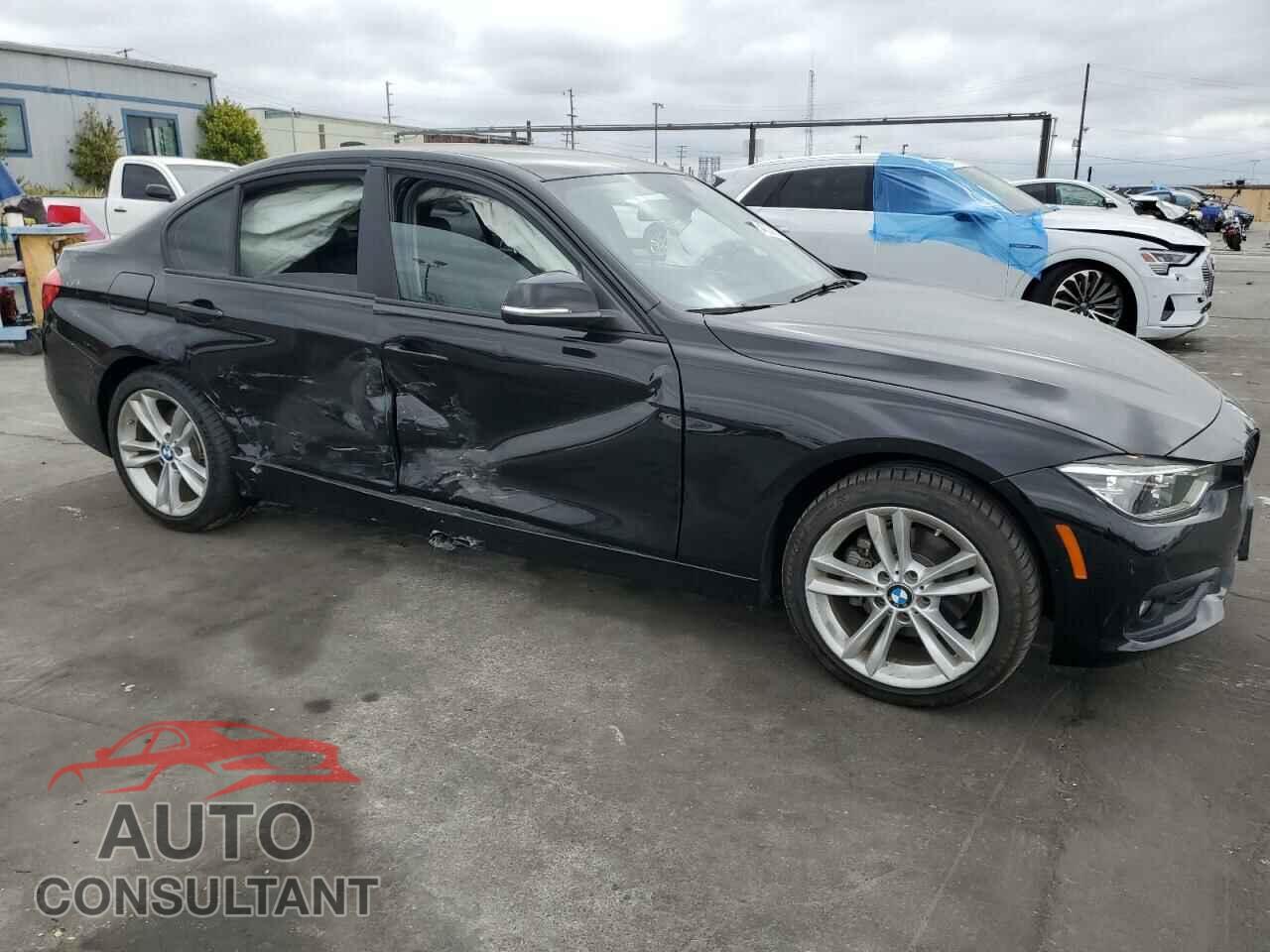 BMW 3 SERIES 2018 - WBA8A9C50JK622953