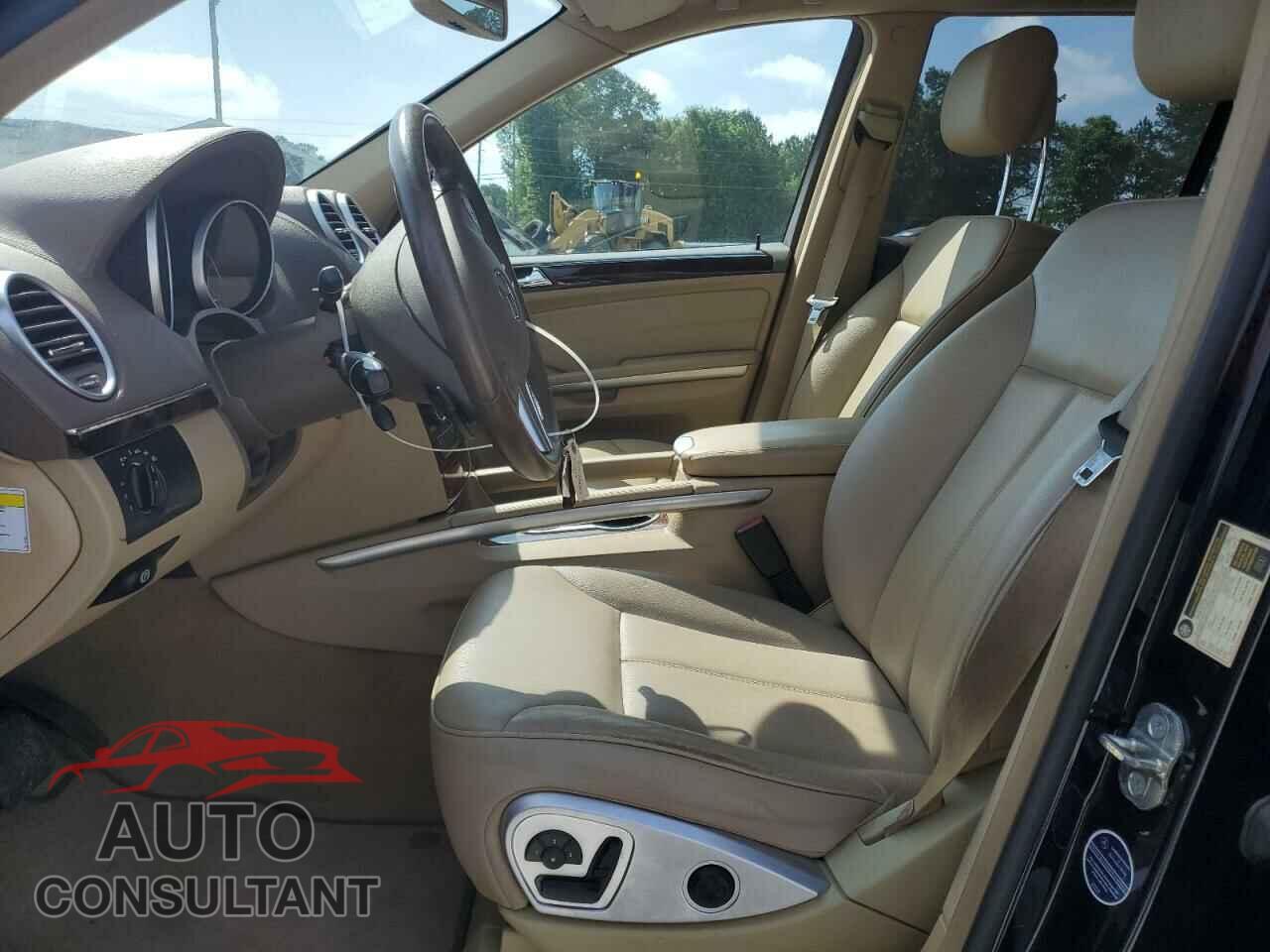 MERCEDES-BENZ GL-CLASS 2011 - 4JGBF2FE2BA694690