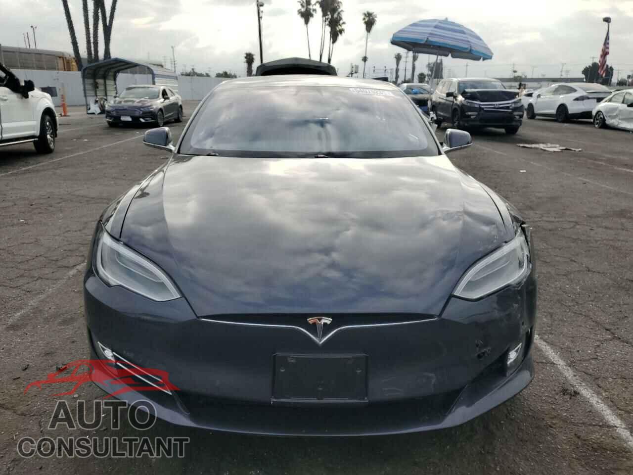 TESLA MODEL S 2018 - 5YJSA1E26JF288227
