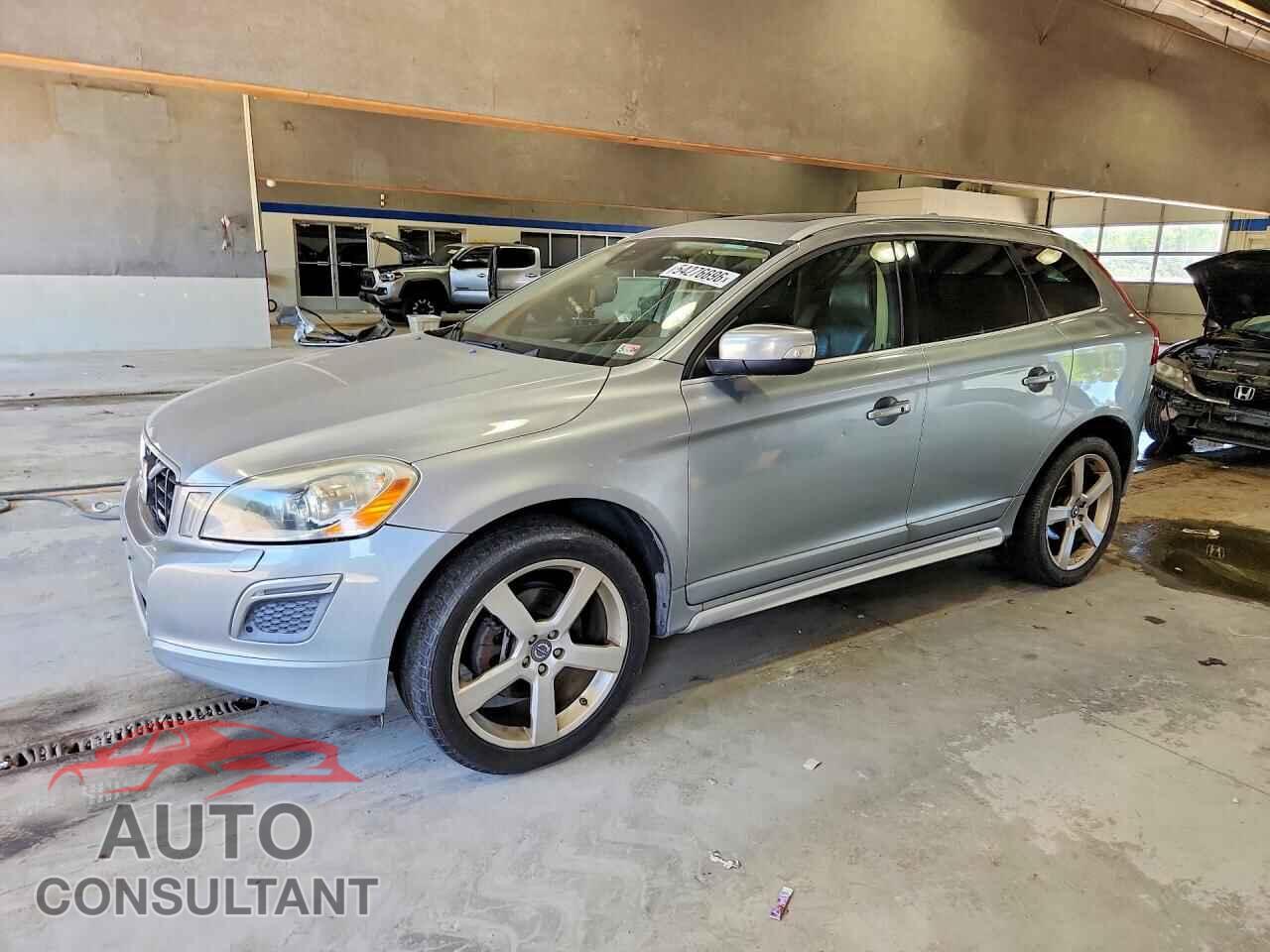 VOLVO XC60 2012 - YV4902DZ4C2257843