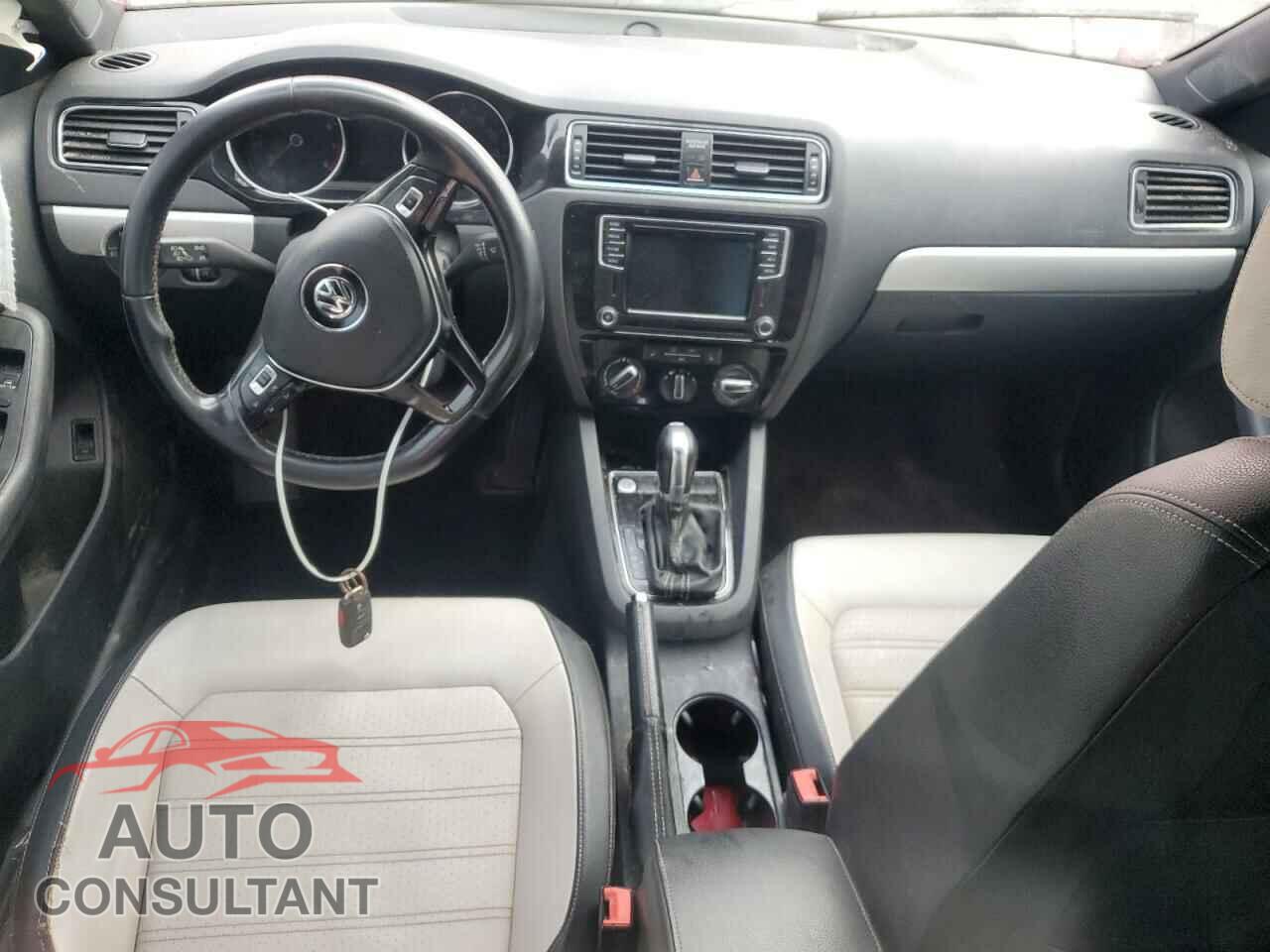 VOLKSWAGEN JETTA 2016 - 3VWD17AJXGM406340