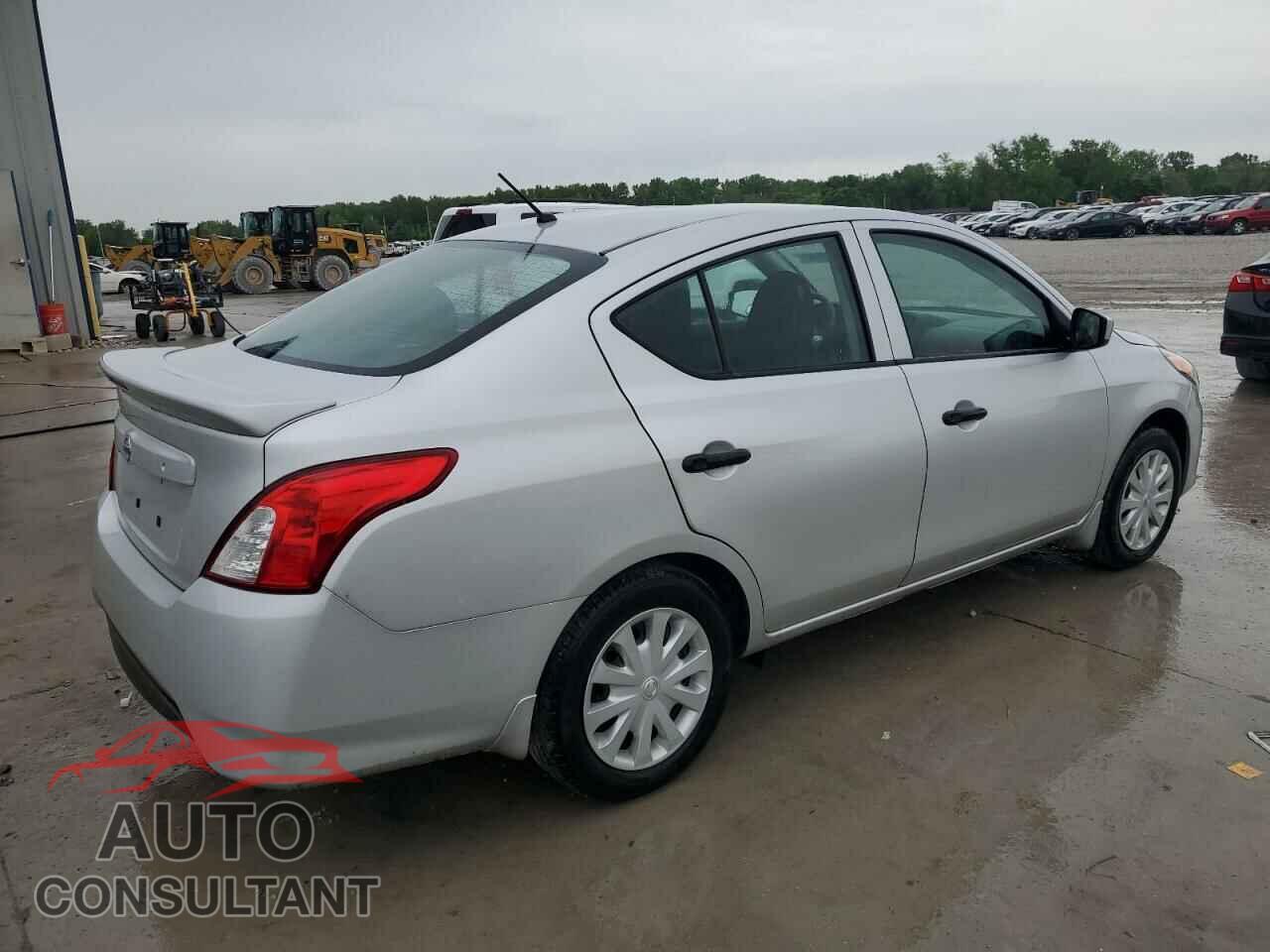 NISSAN VERSA 2017 - 3N1CN7AP8HL809413