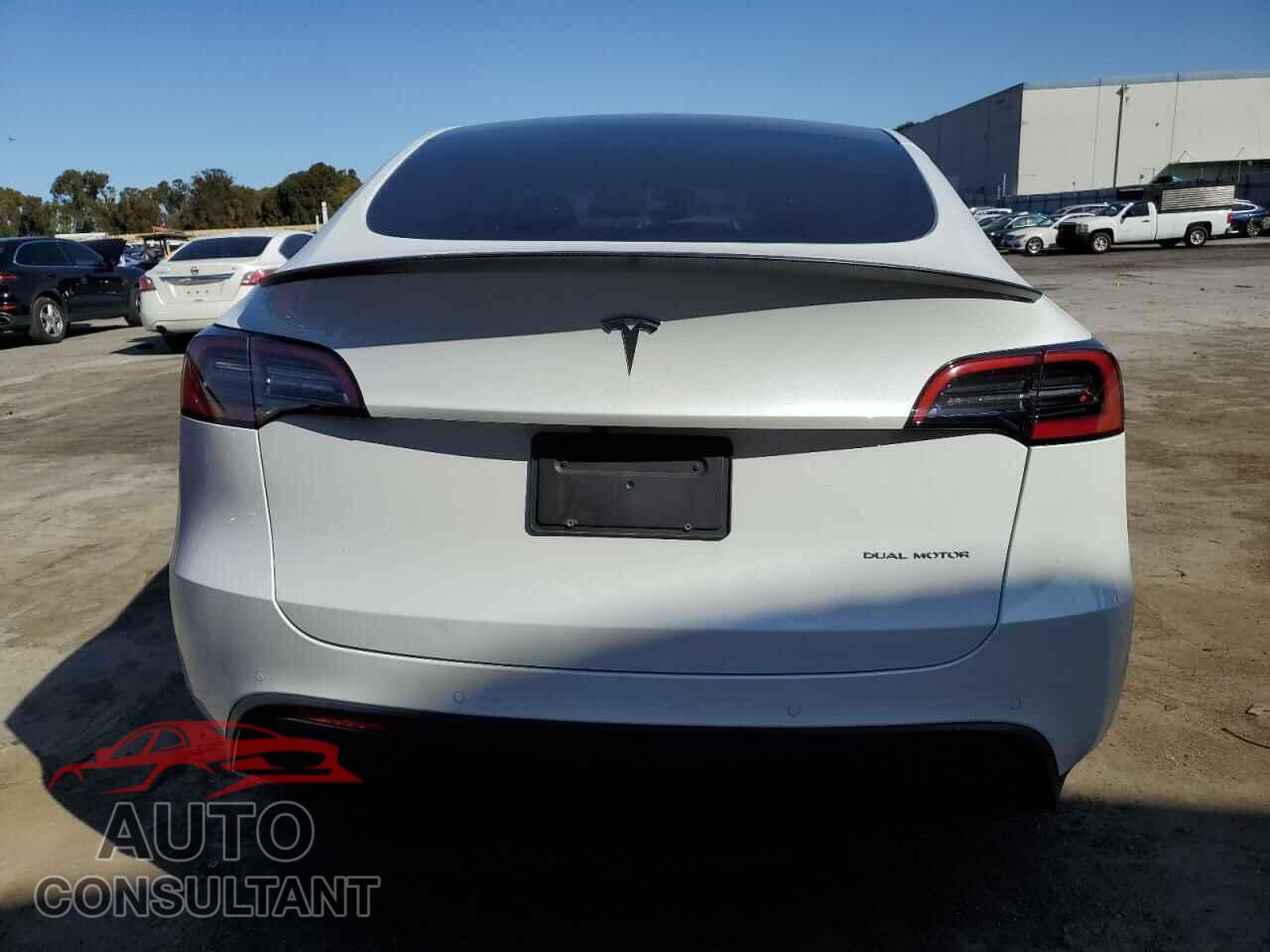 TESLA MODEL Y 2022 - 7SAYGDEE2NF368010