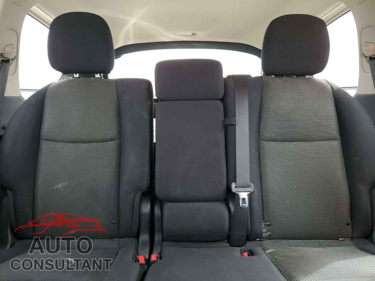 NISSAN PATHFINDER 2017 - 5N1DR2MN8HC904614