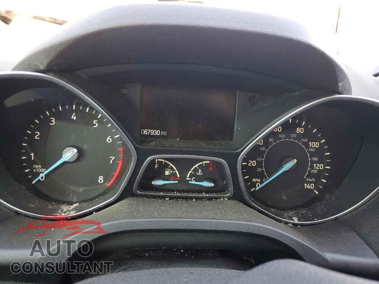FORD ESCAPE 2017 - 1FMCU9GD2HUB41778
