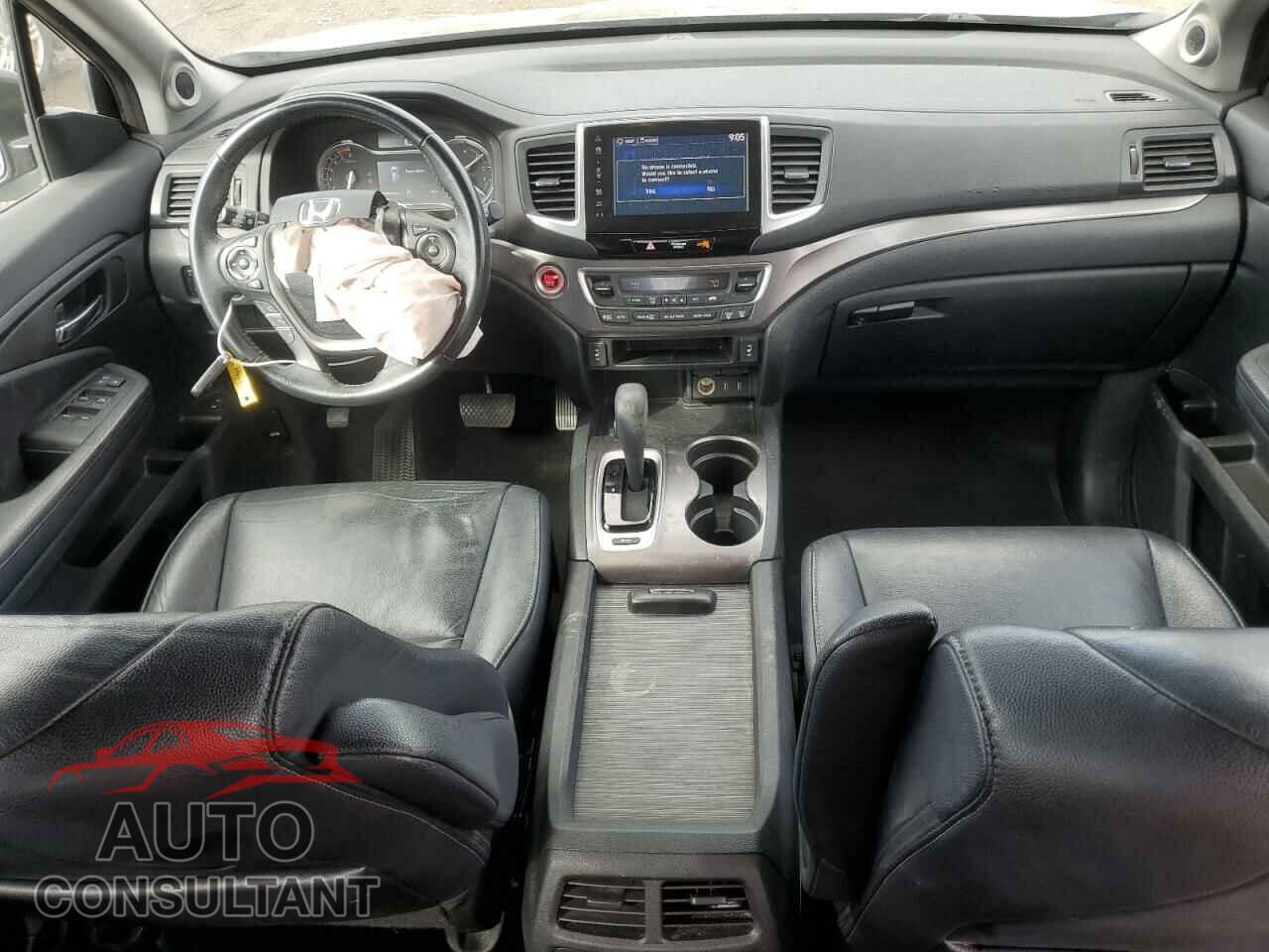 HONDA PILOT 2017 - 5FNYF5H74HB001326