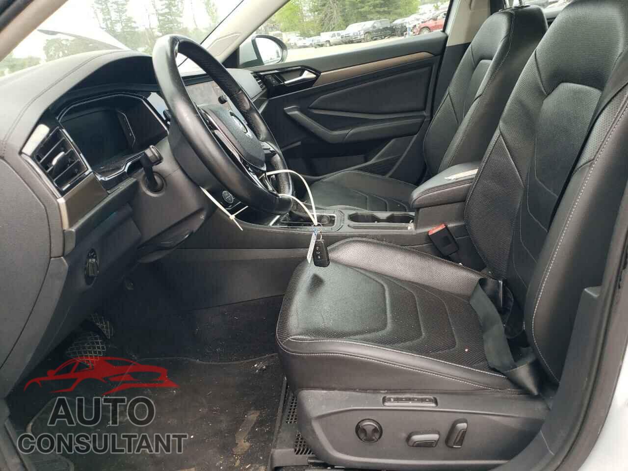 VOLKSWAGEN JETTA 2019 - 3VWG57BU3KM075202