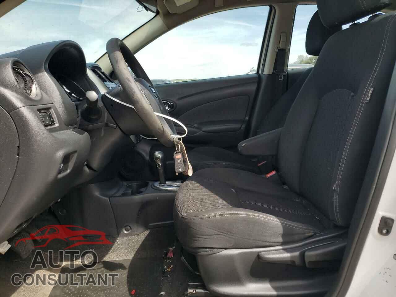 NISSAN VERSA 2016 - 3N1CN7AP1GL884405