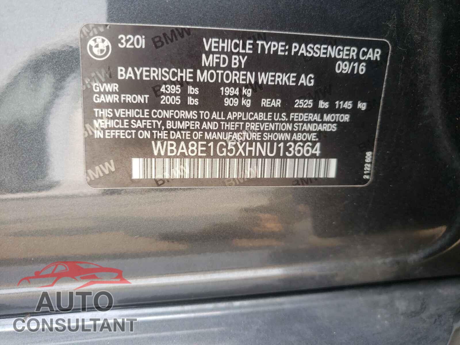 BMW 3 SERIES 2017 - WBA8E1G5XHNU13664