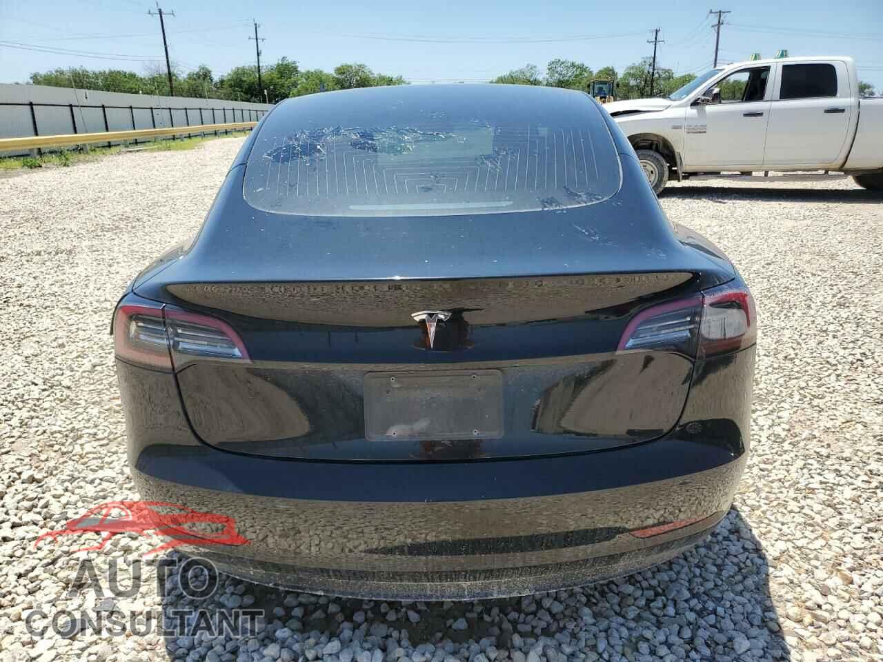 TESLA MODEL 3 2019 - 5YJ3E1EA8KF192889