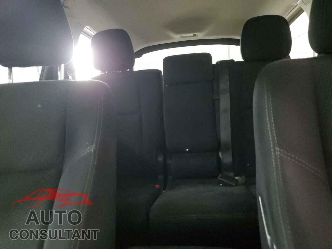 NISSAN PATHFINDER 2015 - 5N1AR2MM5FC635656