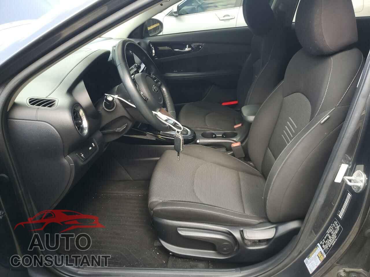 KIA FORTE 2019 - 3KPF34AD5KE017087